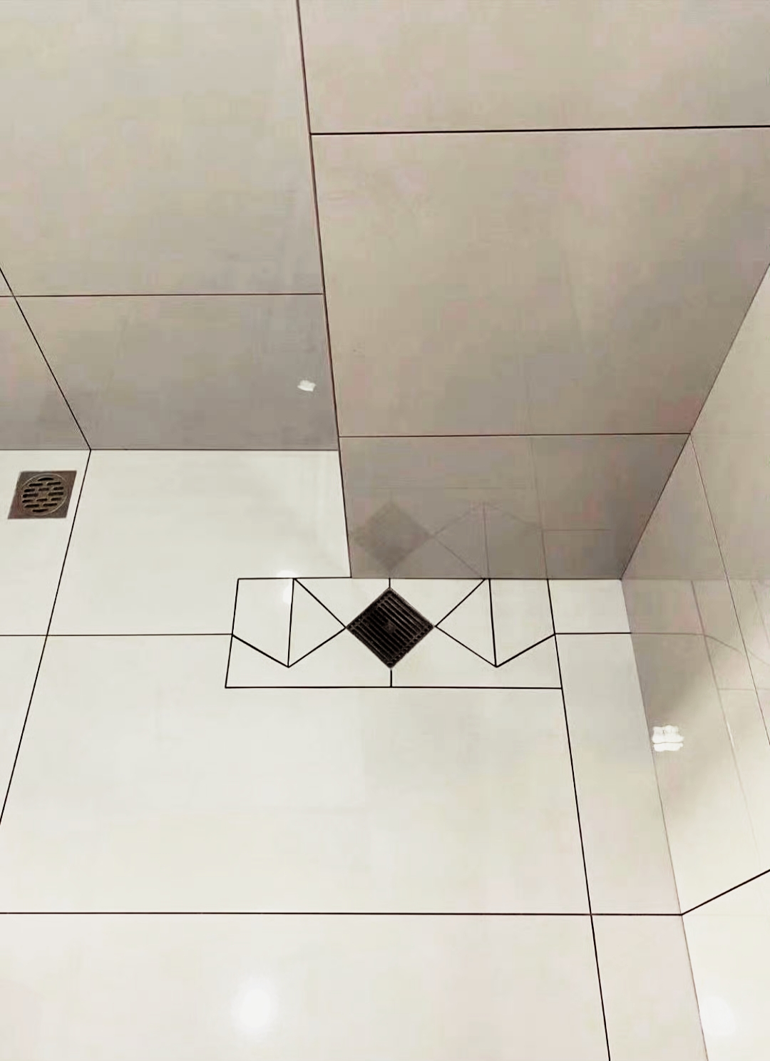 瓷砖师傅手艺区别大吗图片高清(瓷砖师傅手艺区别大吗图片高清视频) 瓷砖师傅手艺区别大吗图片高清(瓷砖师傅手艺区别大吗图片高清视频)